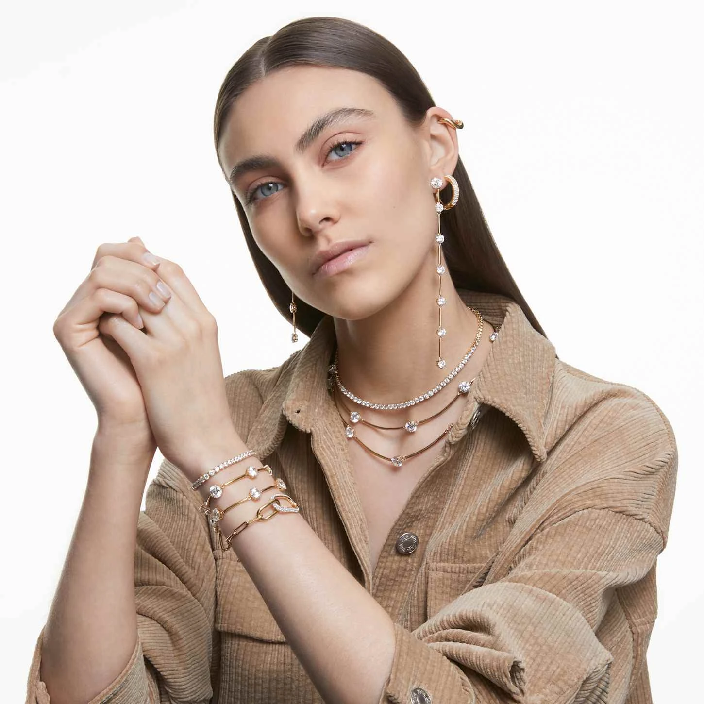 Swarovski Constella Choker Round Cut, White, Shiny gold-tone Plated 5 Swarovski Constella Choker Round Cut, White, Shiny gold-tone Plated - Image 5