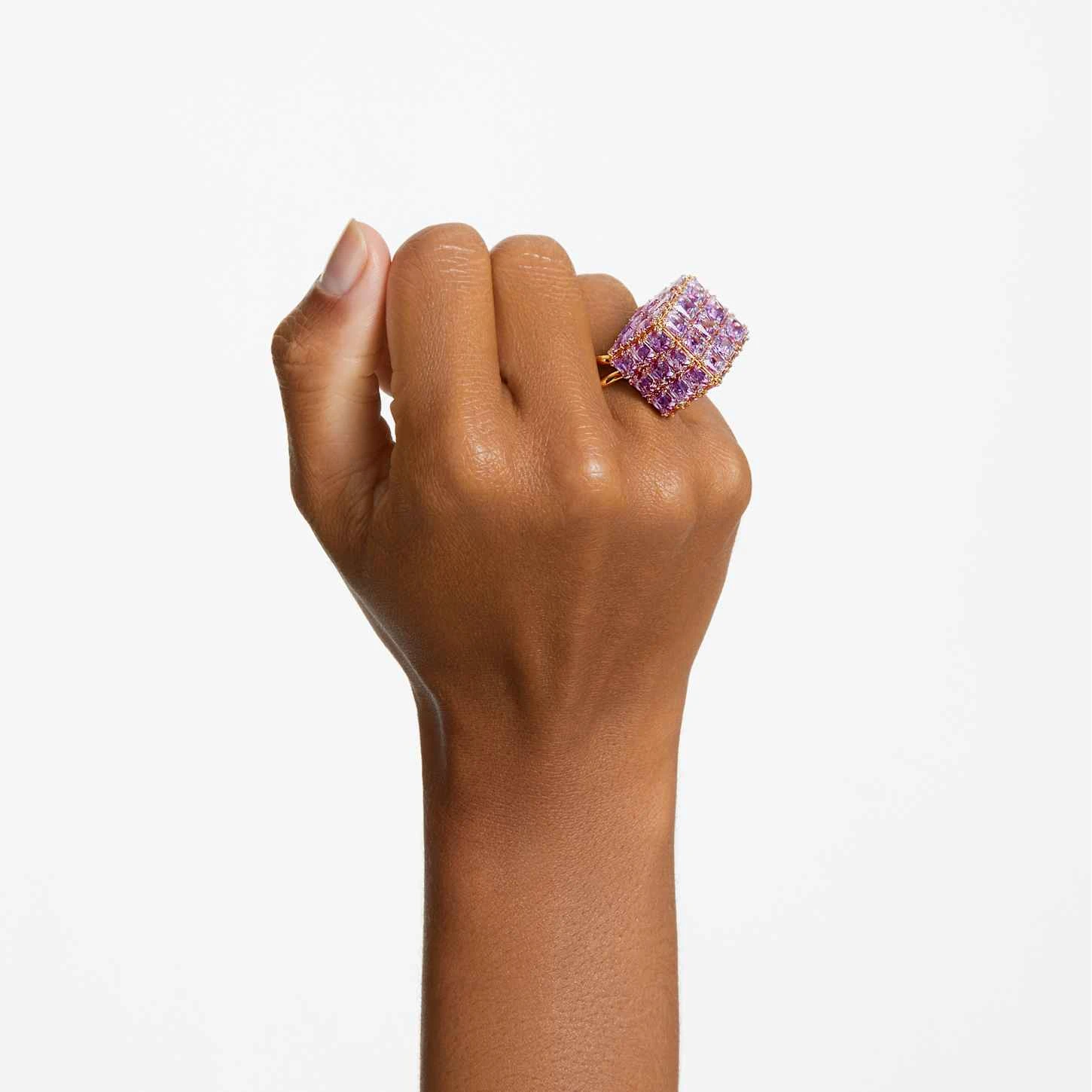 Swarovski Curiosa Cocktail Ring Square Cut, Purple, Gold-tone Plated 1 Swarovski Curiosa Cocktail Ring Square Cut, Purple, Gold-tone Plated