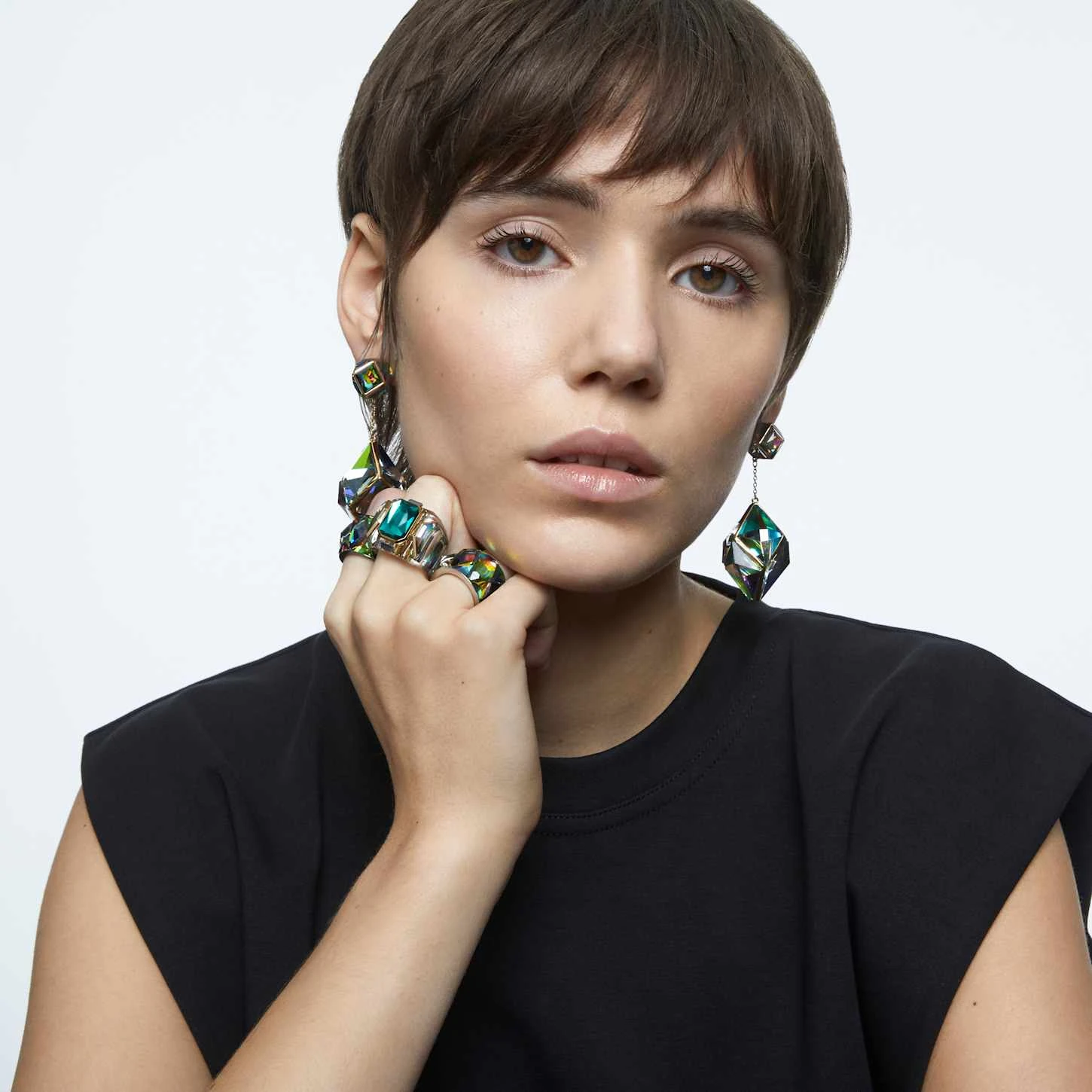 Swarovski Curiosa Drop Earrings Mixed Cuts, Green, Gold-tone Plated 4 Swarovski Curiosa Drop Earrings Mixed Cuts, Green, Gold-tone Plated - Image 4