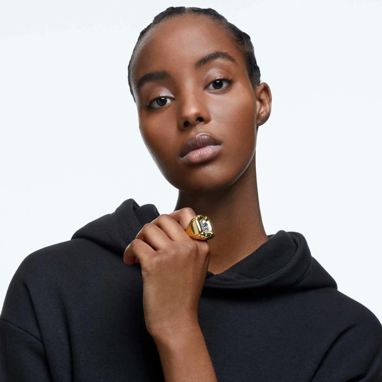 Swarovski Dulcis Cocktail Ring Cushion Cut, Gold Tone, Gold-tone Plated 1 Swarovski Dulcis Cocktail Ring Cushion Cut, Gold Tone, Gold-tone Plated