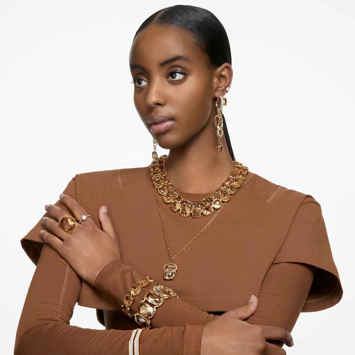 Swarovski Harmonia Cuff Oversized Floating Crystals, Gold Tone, Gold-tone Plated 5 Swarovski Harmonia Cuff Oversized Floating Crystals, Gold Tone, Gold-tone Plated - Image 5