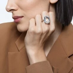 Swarovski Mesmera Cocktail Ring Octagon Cut, White, Rhodium Plated